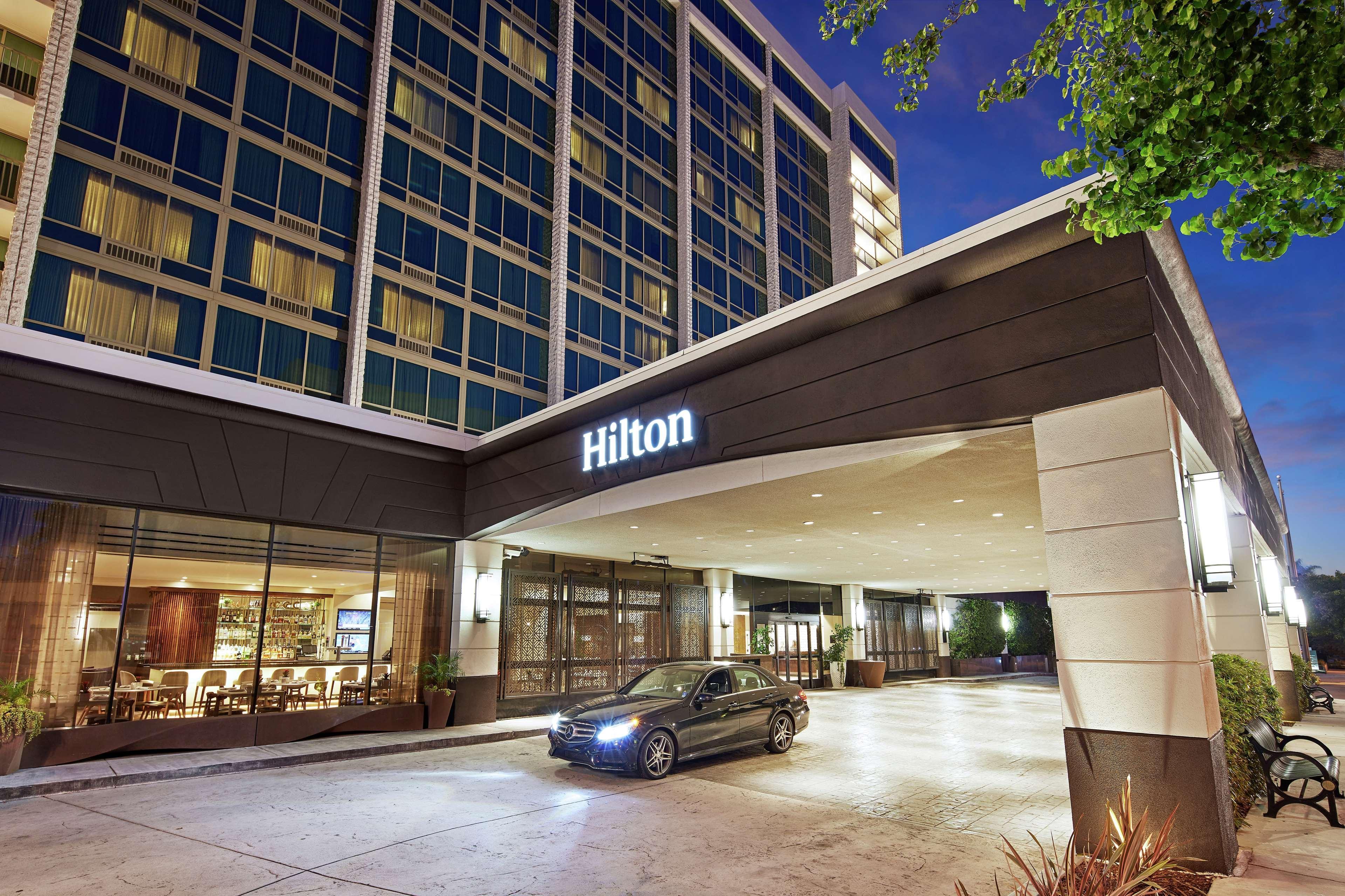 Готель Hilton Пасадена Екстер'єр фото